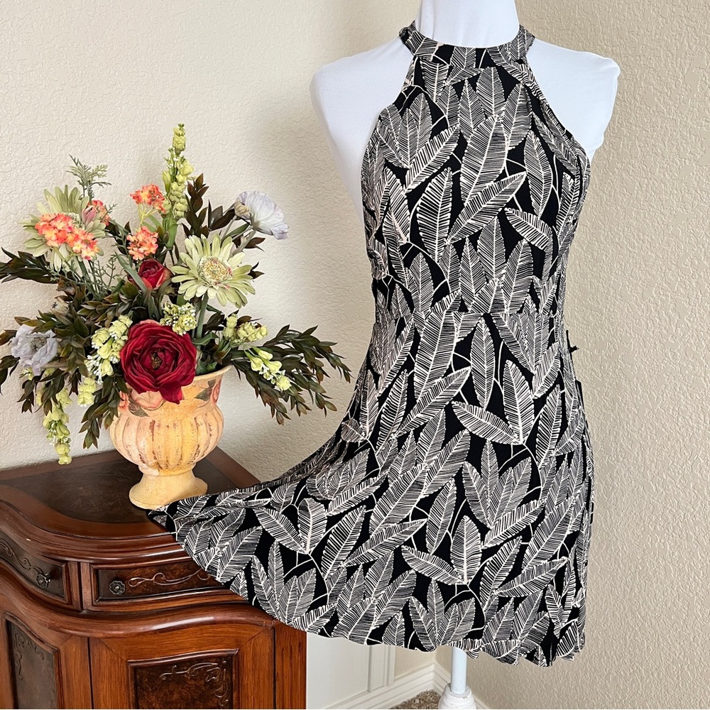 Forever 21 Cleopatra Neck Mini Dress